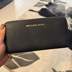 Michael Kors NAVY Wallet